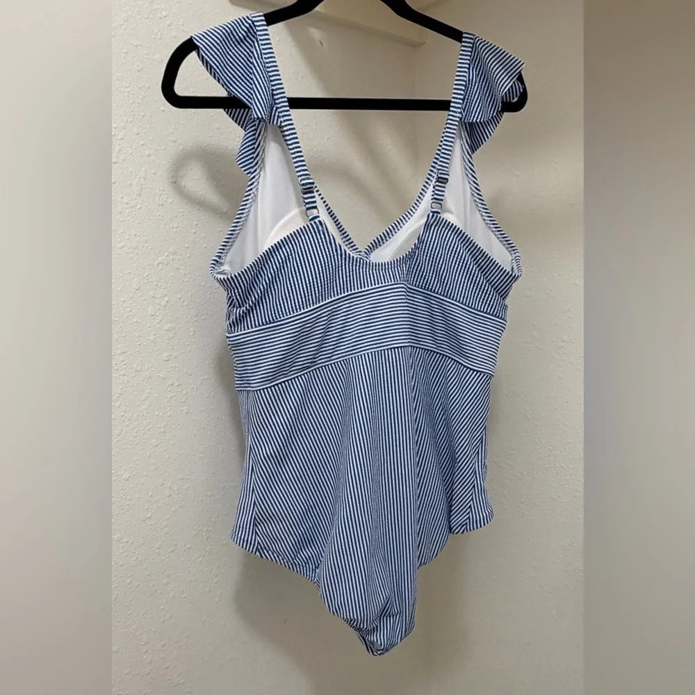 Time and Tru Blue Striped One Piece Swimsuit 1X - Picture 2 of 2